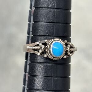 Vtg Style Turquoise Sterling Silver Ring Sz 6 Southwestern Style Intricate